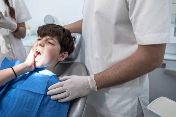 Best Emergency Dental Care for Broken or Chipped Teeth in Streator, IL